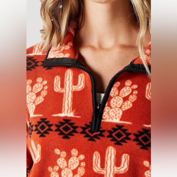 Wrangler Vintage Fleece Pullover - Picture 3 of 10